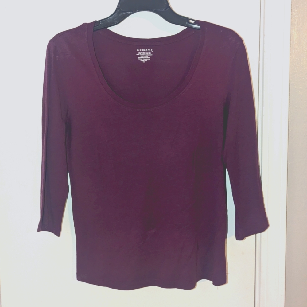 Scoop Neck Tee